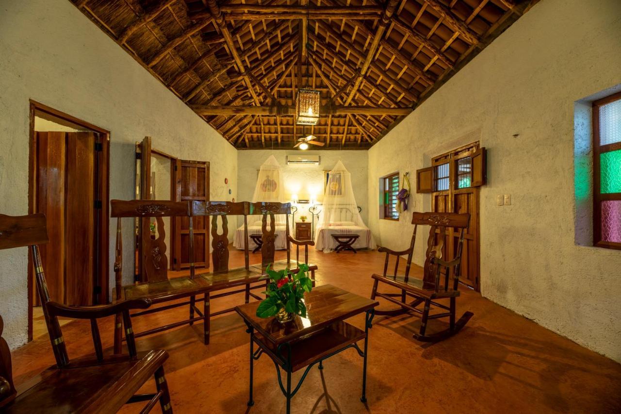 La Casa del Mago Uxmal Exterior foto